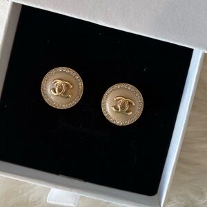 Fashion C Rhinestone Button Stud Earrings